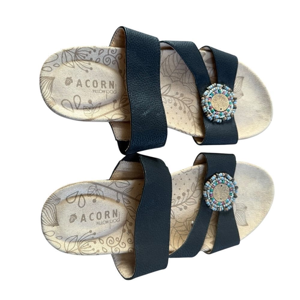 Acorn Pillow Pod Sandals Size 7 Black Beaded Open Toe Flat Shoes Strappy - Picture 2 of 8